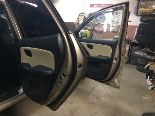 Перетяжка дверных карт Перетяжка дверных карт